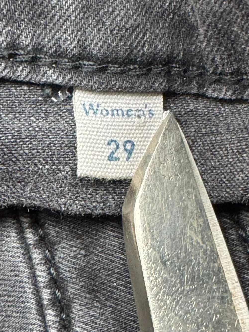 Ripton & Co Womens Size 29 Black Stretch Wide Leg Raw Hem Cargo Jeans High Rise - Picture 8 of 14